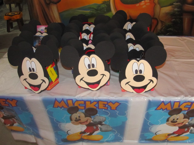 Fiestas infantiles Medellin, decoracion globos, recreacion castillos