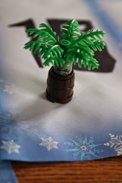 DIY Lego Harry Potter Advent Calendar / Countdown to Christmas via ericvr.com