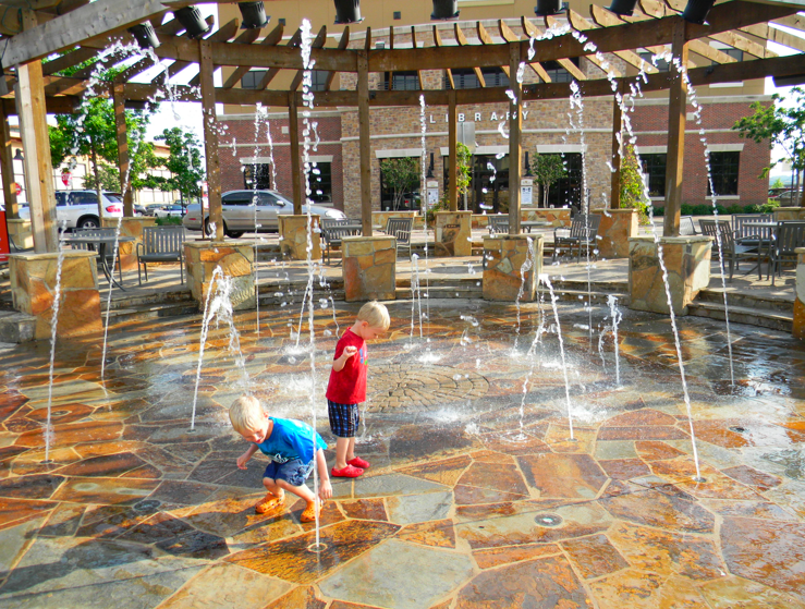 Hill Country Galleria Interactive Fountain Free Fun in Austin