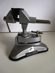 Suction vice