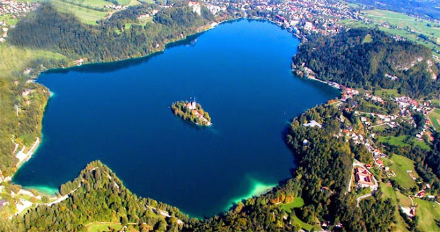 Bled dall'alto