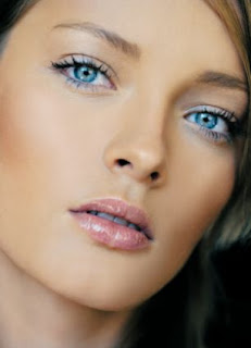 eye makeup for blue eyes