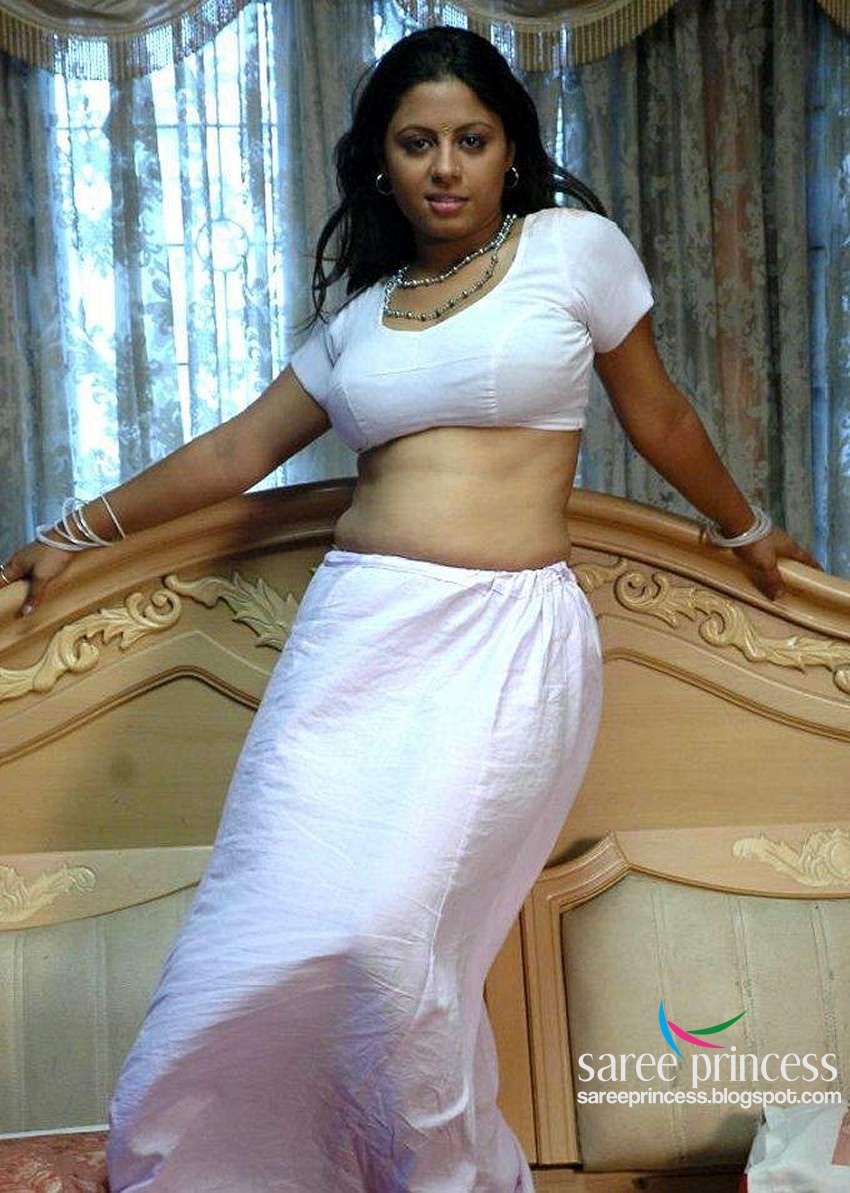 actress sunakshi navel