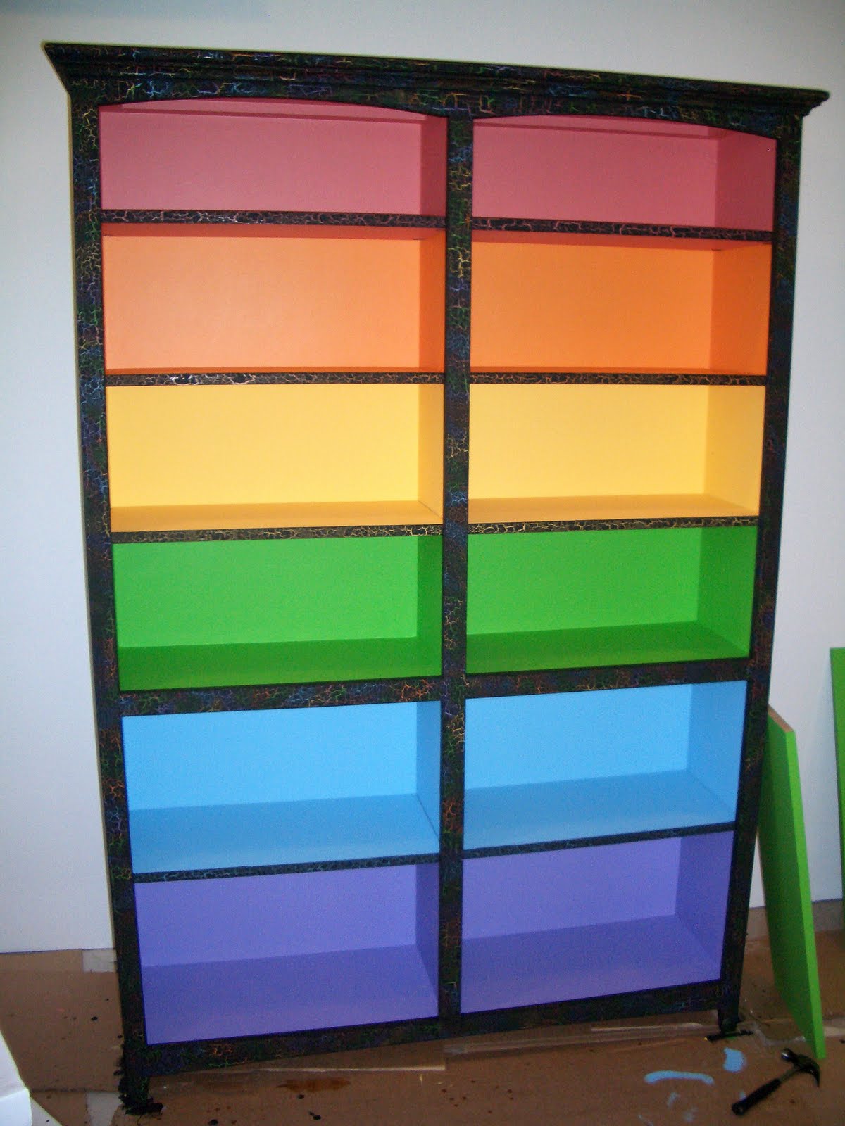 Crazy Shelves! Crackle bookshelves