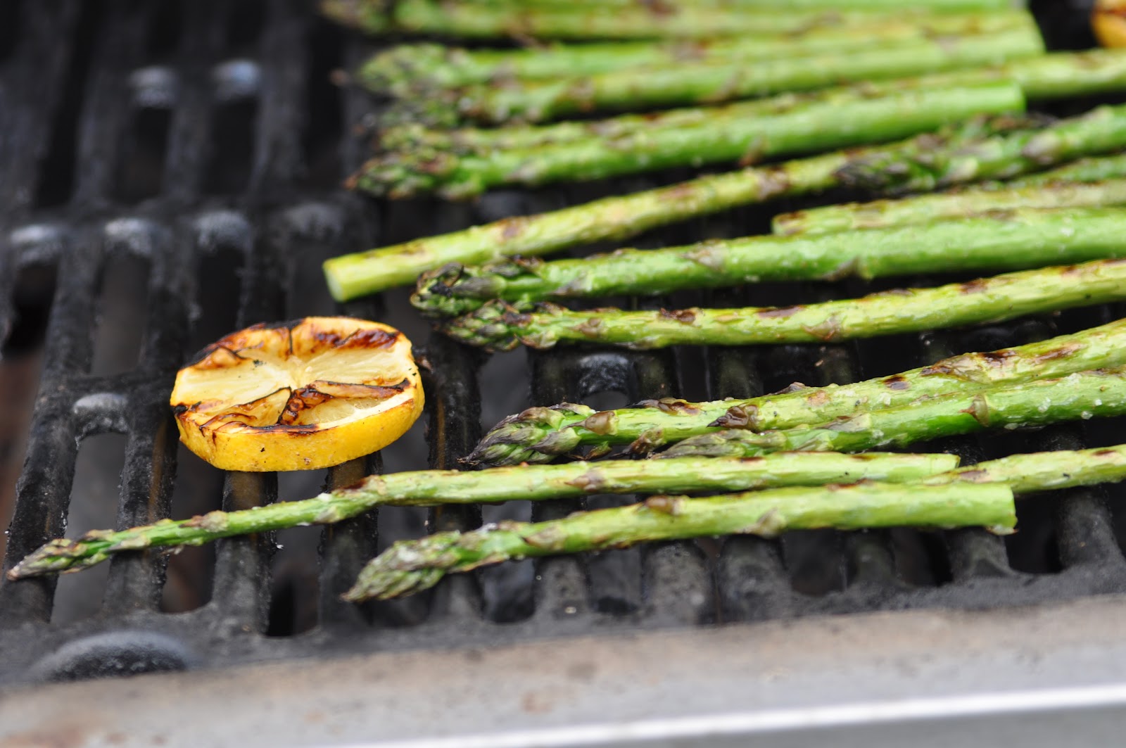Two Blue Lemons Grilled Lemon Asparagus Goat Cheese & Pine Nuts