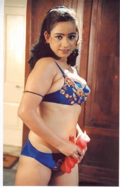 Tamil Movie Sexy Stills.