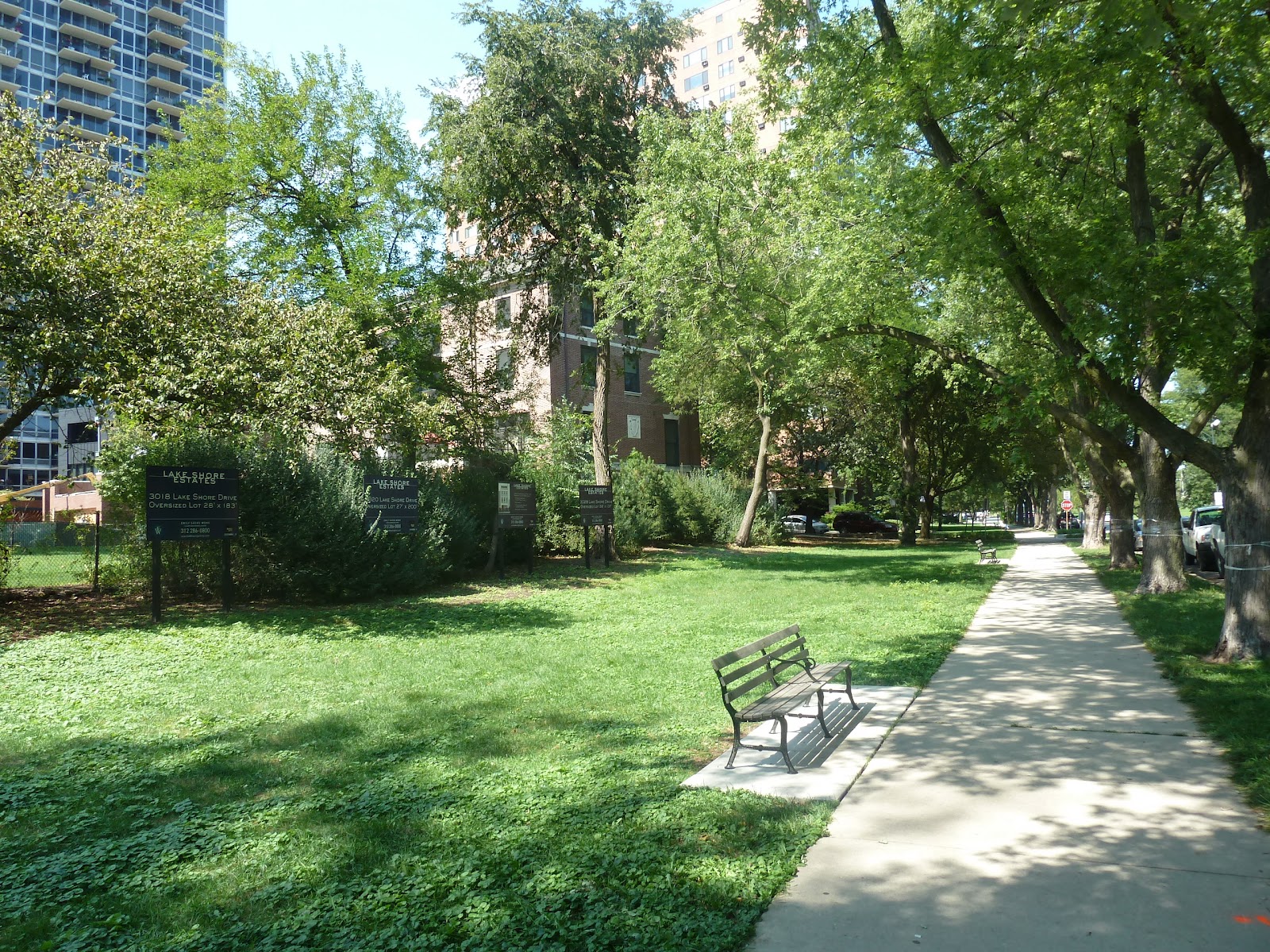 The Chicago Real Estate Local Land Ho! Build a house on Lake Shore