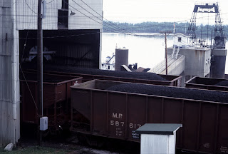 Coal on the Mississippi