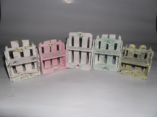 PEQUENINAS: Armário Rústico