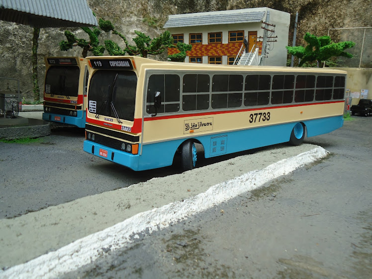 MINIATURA DE ÔNIBUS CIFERAL PADRON ALVORADA