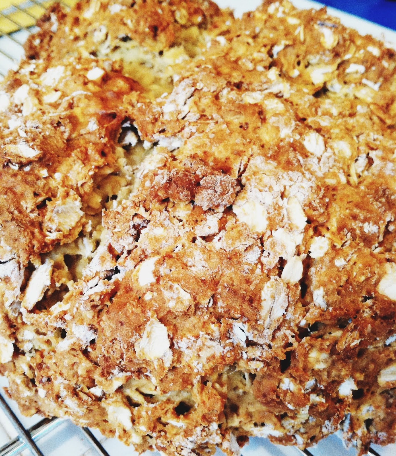 little kitchie easy, hearty oatmeal soda bread