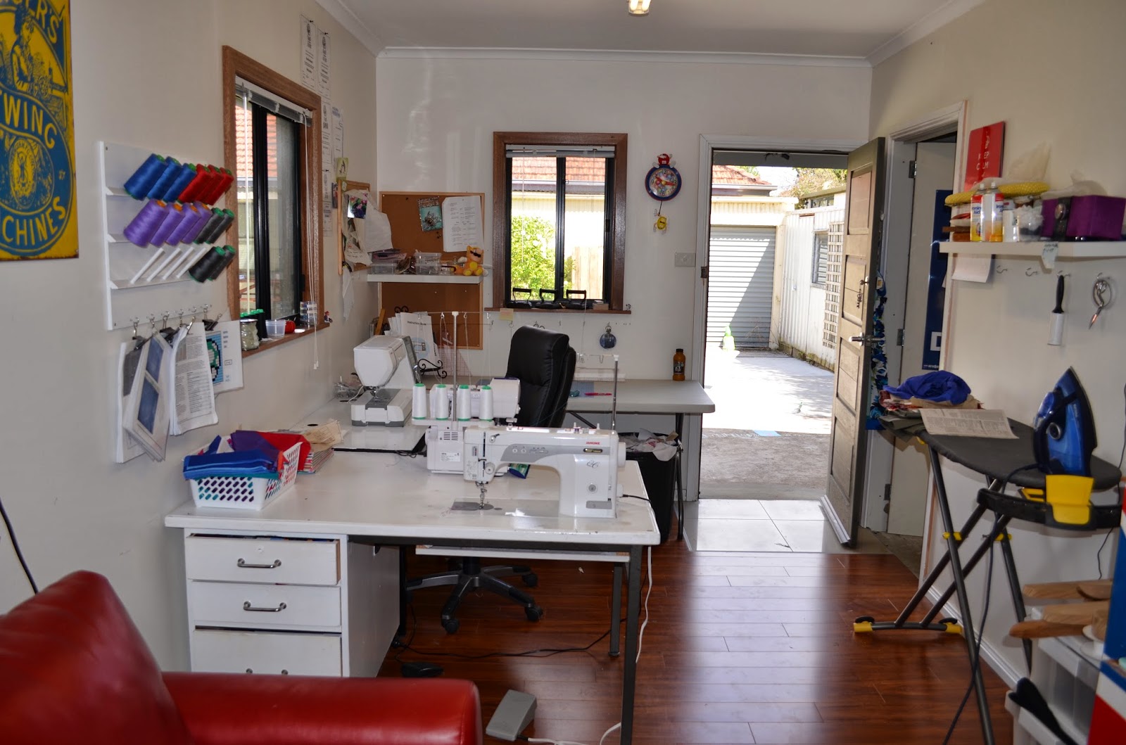 Suzy Bee Sews Sewing room update