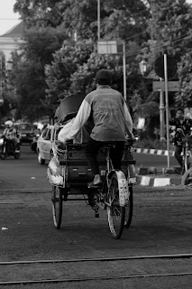 Naik becak di malioboro Pulang disaat senja hari