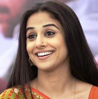 Vidya Balan desi hot image wallpaper photo Vidya Balan desi hot image wallpaper photo