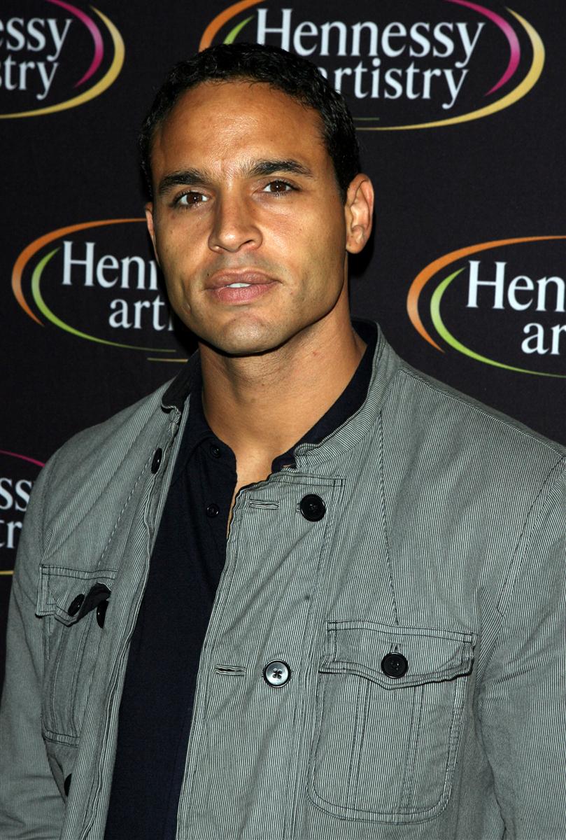 Daniel Sunjata Photos Tv Series Posters and Cast