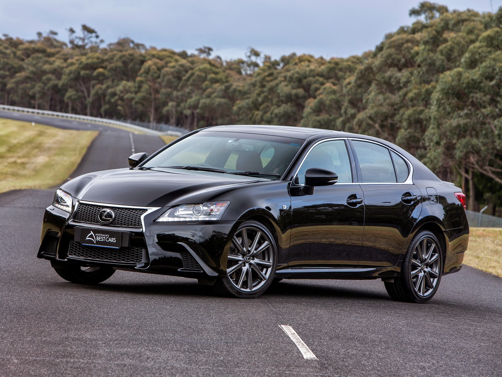 Giá xe Lexus GS350: 3.595.000.000 VNĐ Giá xe Lexus GS350: 3.595.000.000 VNĐ
