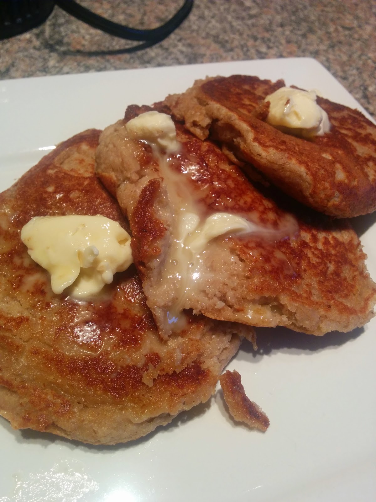 VeggieEats&More Quick Healthy Vegan Banana Pancakes (no sugar, no oil)