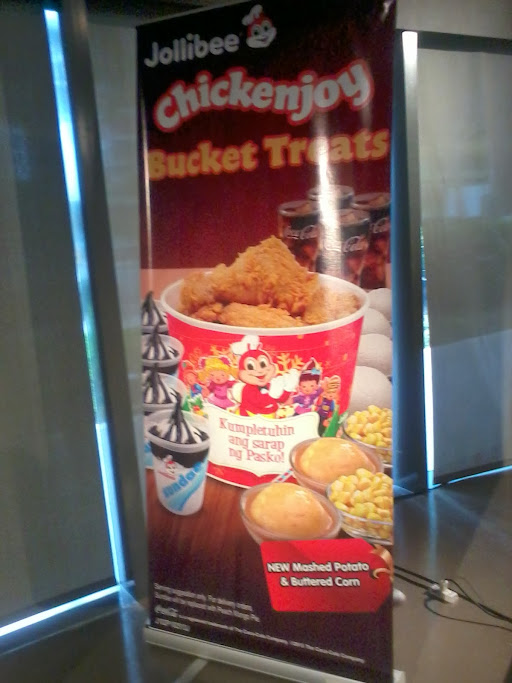Jollibee Chickenjoy Bucket Treats This Holiday Kwento Ni Toto