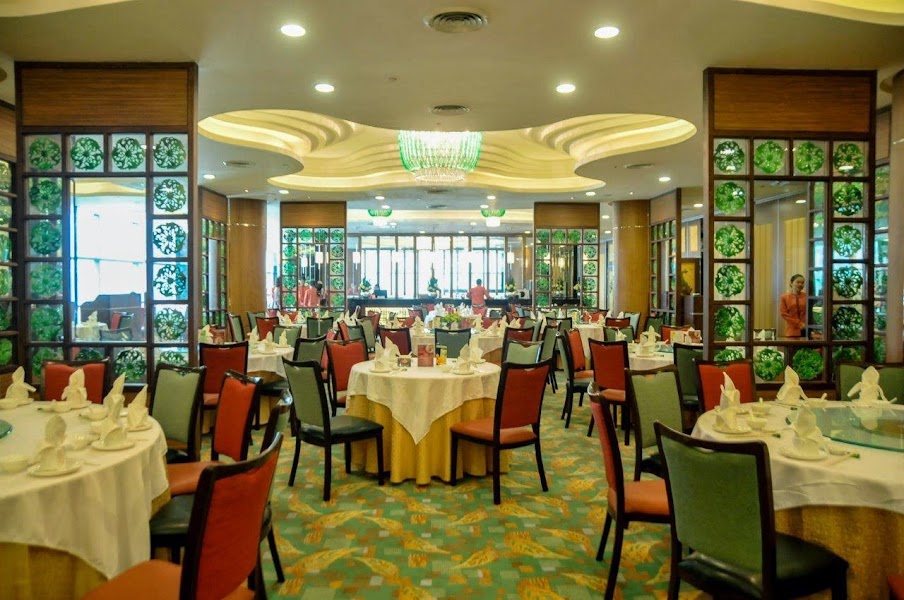 Jade Garden The Country S First Fine Dining Chinese Restaurant Is