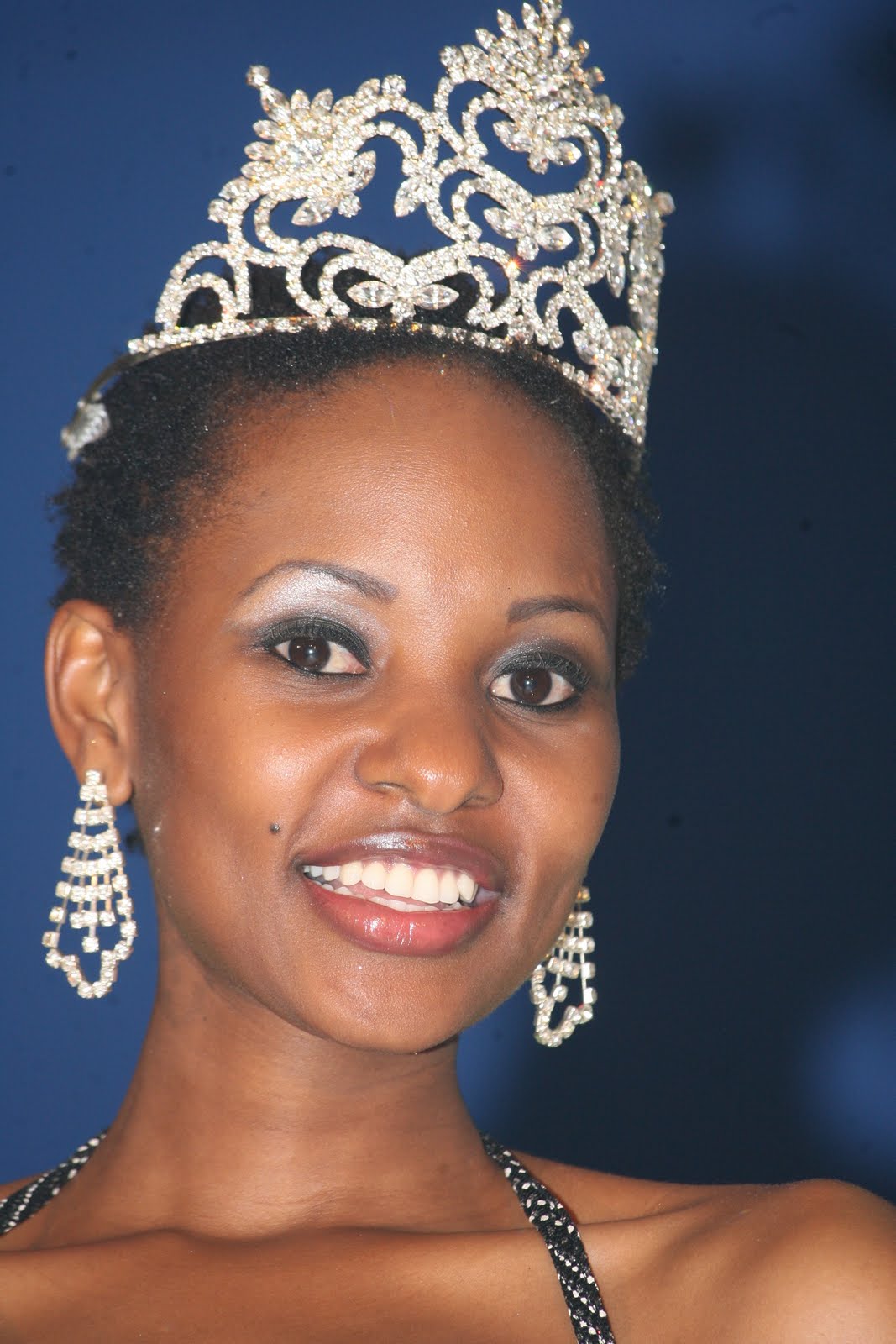 Mzee wa Mshitu Miss Universe Tanzania 2010