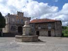 Casa Concello de Rodeiro (imitando a Torre Fortaleza de Rodeiro desaparecida no século XIX)