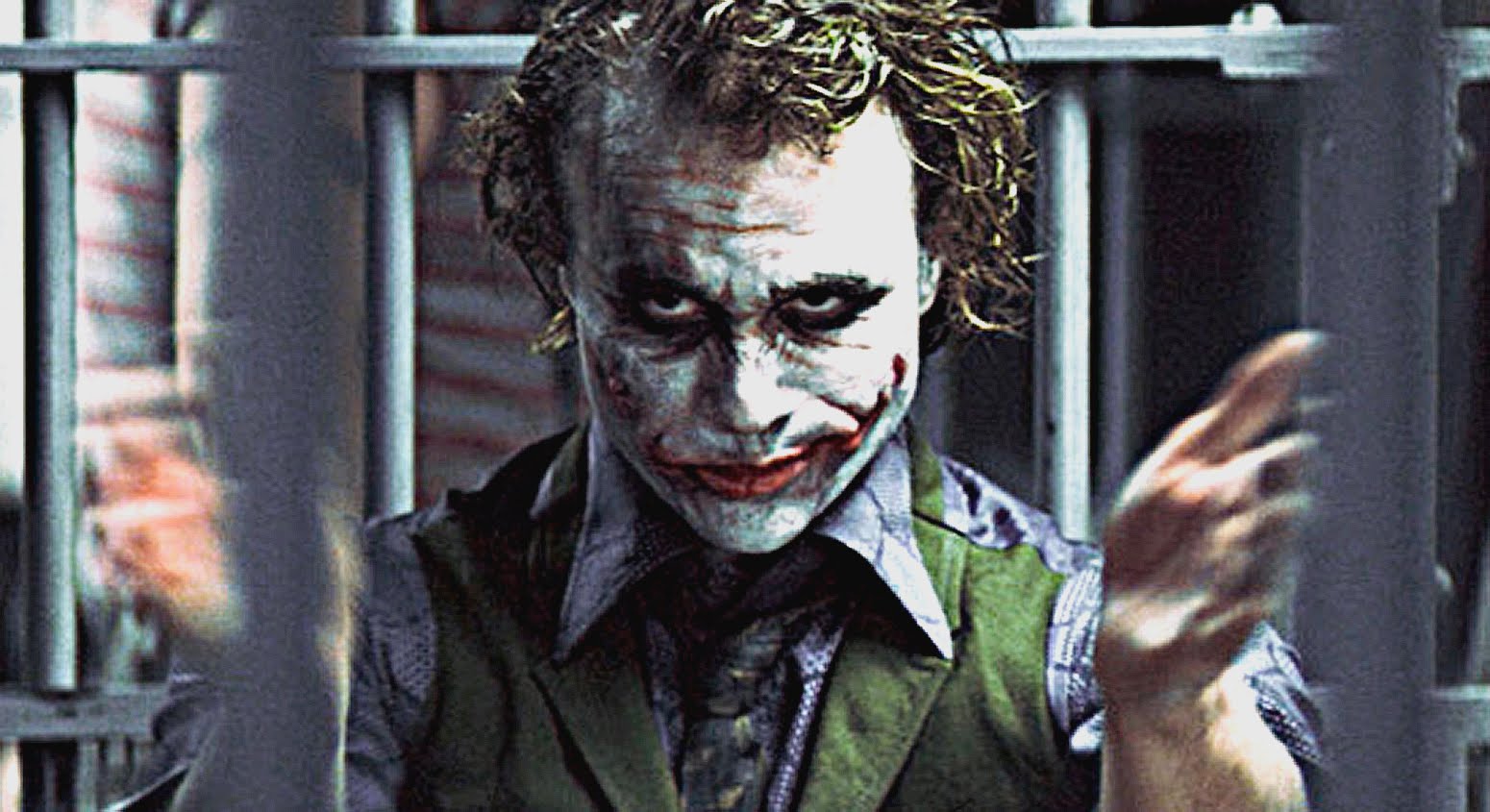 http://2.bp.blogspot.com/_-A71FjL_h0U/S-XRj_GnpfI/AAAAAAAAAGY/BWIPgrX4Ans/s1600/joker-iht.jpg