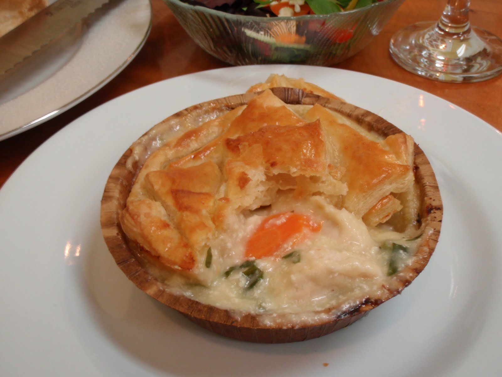 Recipe for Chicken and White Wine Pub Pie