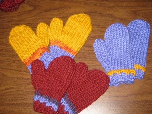 afghans for Afghansknit- and crochet-along: Pattern for Mittens with Super Bu...