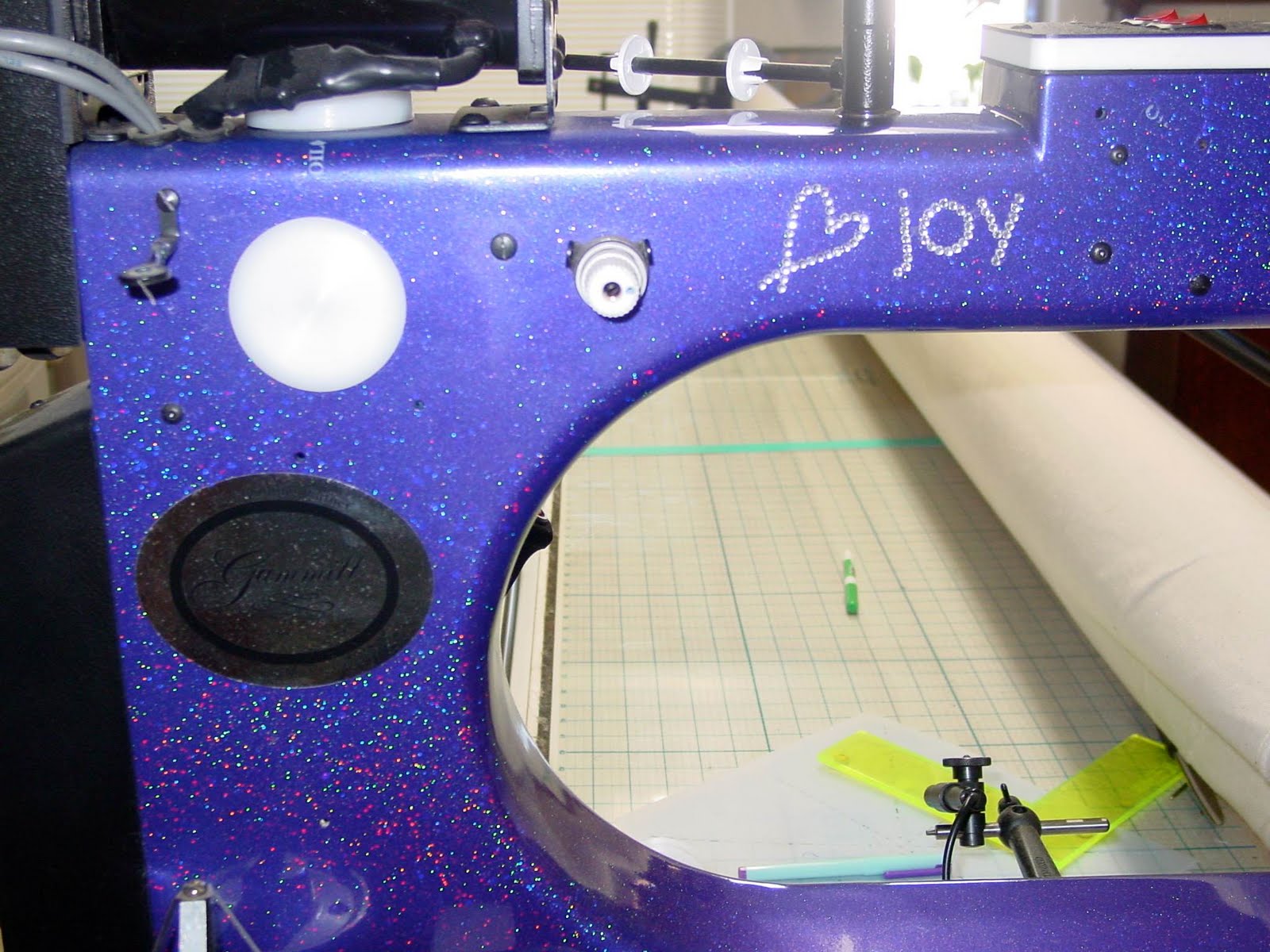 Linda M Poole Fun "not so norm" sewing machines, Personalizing your