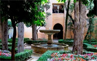 http://2.bp.blogspot.com/_-Jo--h8OVDs/R7SOkHDLlzI/AAAAAAAAAoc/pbowXe8f4Cc/s320/alhambra+palace+garden+courtyard.jpg