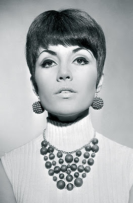 Woman And Men Hair Style Women Mod Hairstyles 60s Fashion
