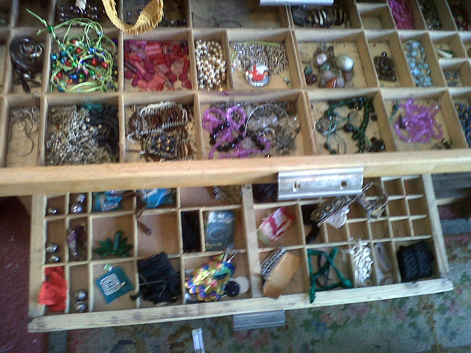 Anna Blau Atelier CAjón De Sastre