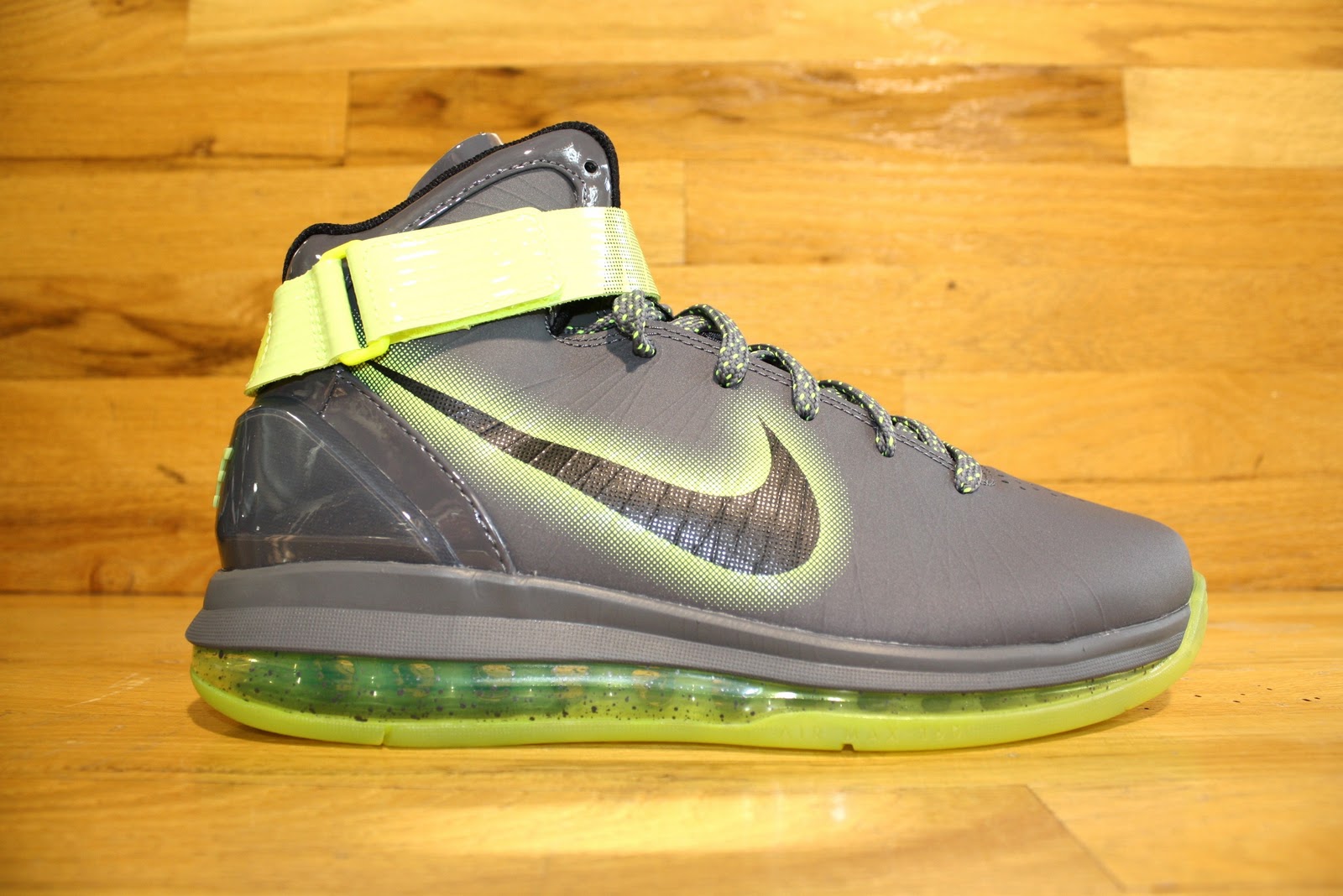 nike air max hyperdunk