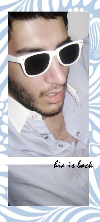 [hia+is+back+small.jpg]