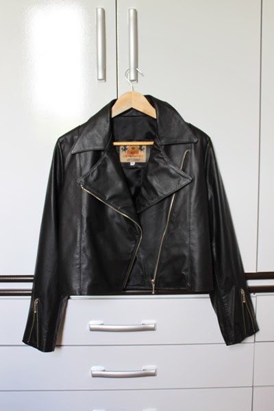 jaqueta de couro em serra negra