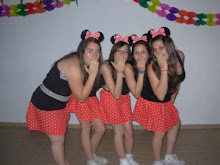 Con las otras dos churrascas(L