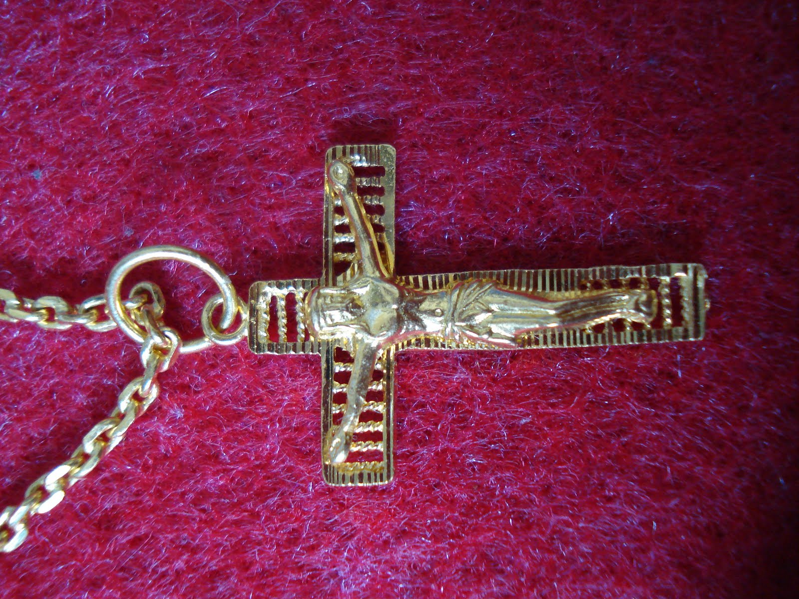unlimiteditemsinc 24K.999 SOLID GOLD CHAIN WITH CROSS!!14.5G!! PRICE
