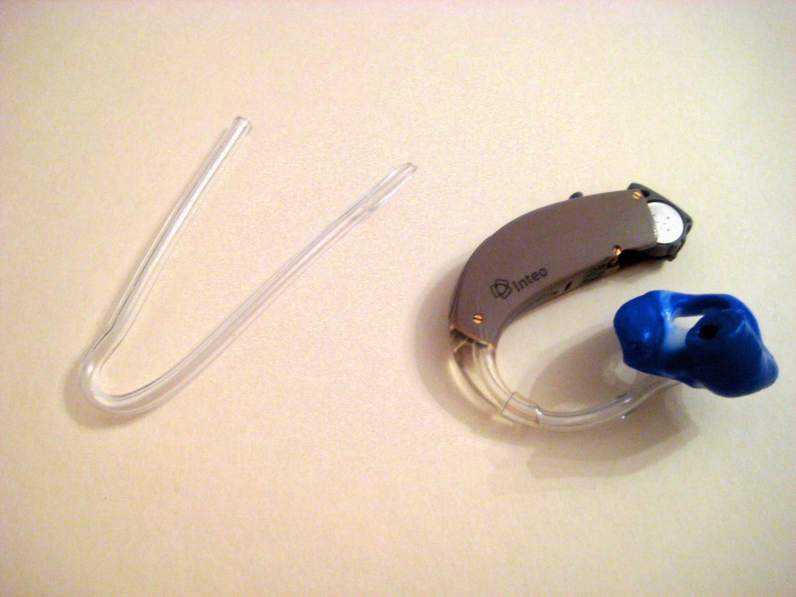 Size 13 Medium BTE Earmold Hearing Aid Tubing Pack of 10! eBay