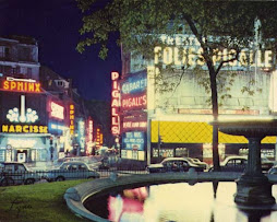 Place Pigalle - Nuit