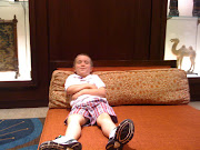 Cameron chillin' in the lobby