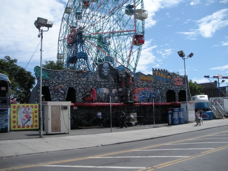 And Now the Screaming Starts Stuff The haunted houses of Coney Island