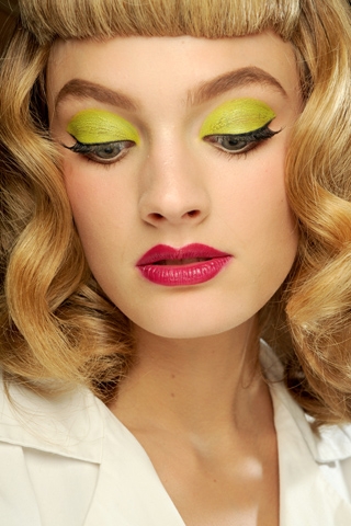 So the bold/neon eye make-up lady gaga without makeup or wig_09. So the bold/neon eye make-up