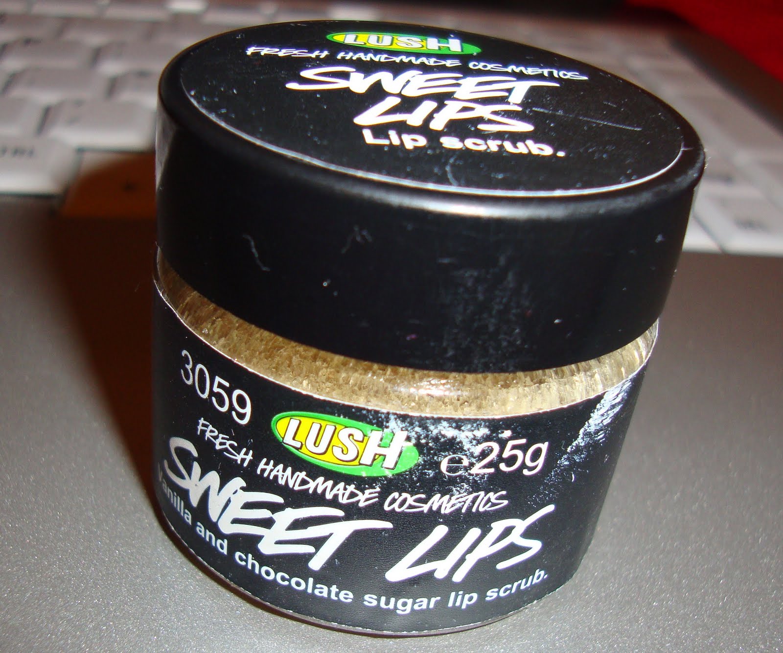 fashion Lush Sweet Lips Lip Scrub Review