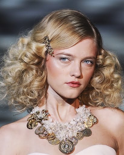 prom hairstyles for curly hair curly hair prom hairstyles. prom hairstyles for curly hair