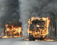 அரசியல்வாதி... Bus+Fire