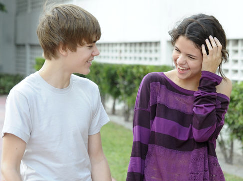 selena gomez and justin bieber dating proof. selena gomez and justin bieber