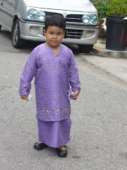 aca with baju kurung