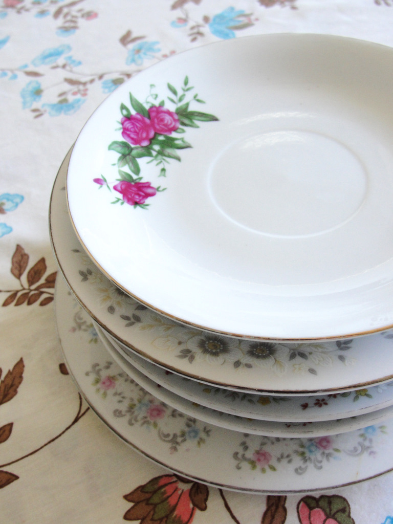 Little Lovables Homefront Vintage China Plate Collection