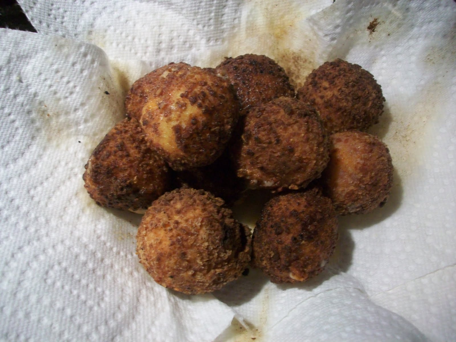 The Vegetarian Carnivore Deep Fried Pimento Cheese Balls