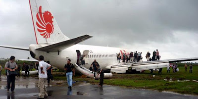 PONTIANAK, DETIKPOS.net - Sebagian besar penumpang pesawat Boeing 737